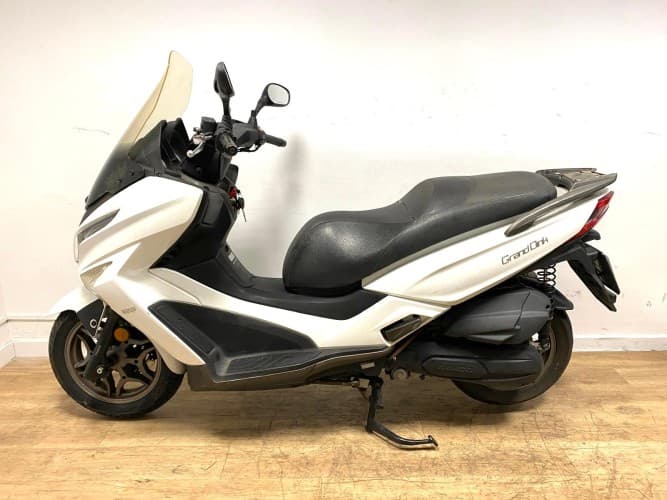 KYMCO GRAND DINK 125 2019 de segunda mano