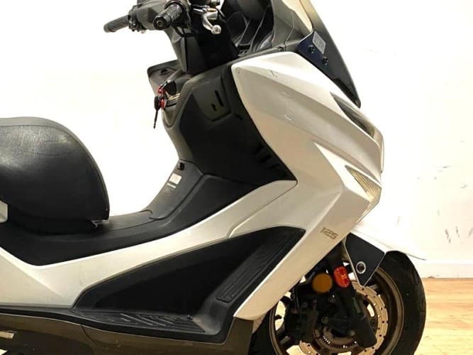 KYMCO GRAND DINK 125 2019 de segunda mano