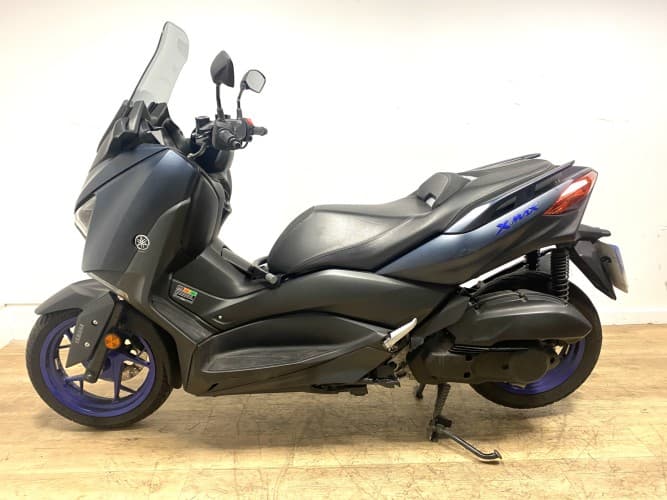 YAMAHA XMAX 125 2023 de segunda mano