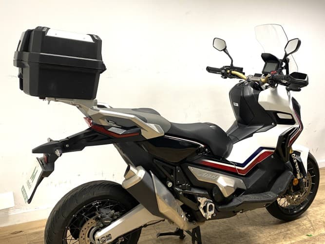 Comprar HONDA X-ADV 750 (A) 2017 de segunda mano HONDA X-ADV 750 (A) 2017 de segunda mano