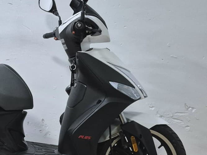 Comprar KYMCO AGILITY CITY 125 2024 de segunda mano KYMCO AGILITY CITY 125 2024 de segunda mano