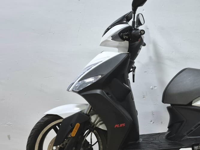 Comprar KYMCO AGILITY CITY 125 2024 de segunda mano KYMCO AGILITY CITY 125 2024 de segunda mano