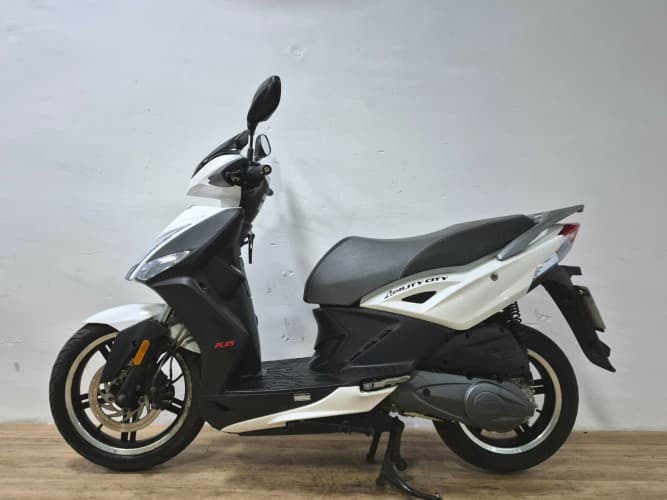 Comprar KYMCO AGILITY CITY 125 2024 de segunda mano KYMCO AGILITY CITY 125 2024 de segunda mano