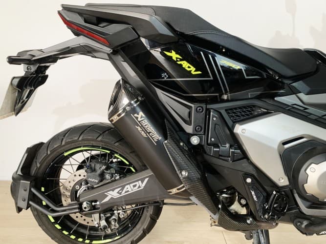 HONDA X-ADV 750 2024 de segunda mano