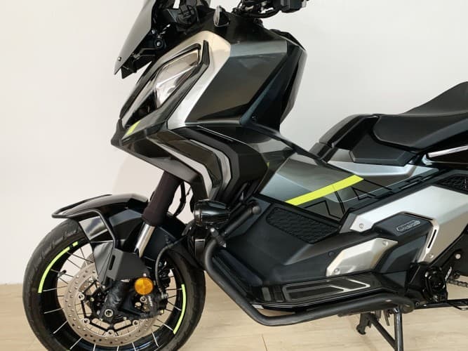 HONDA X-ADV 750 2024 de segunda mano