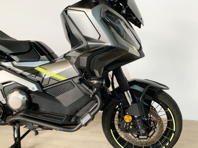 HONDA X-ADV 750 2024 de segunda mano