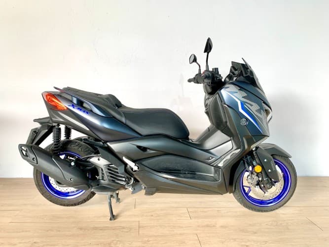 YAMAHA XMAX 125 2022 de segunda mano