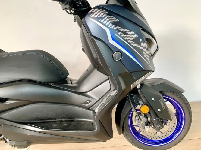 YAMAHA XMAX 125 2022 de segunda mano