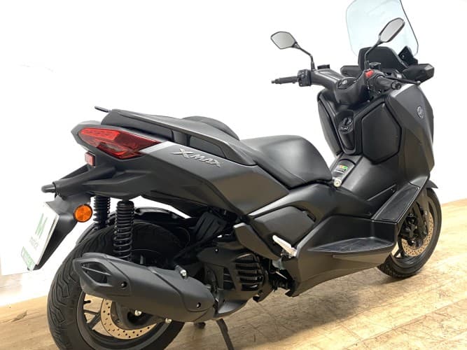 YAMAHA XMAX 125 2025 de segunda mano