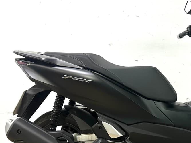 HONDA PCX 125 2024 de segunda mano