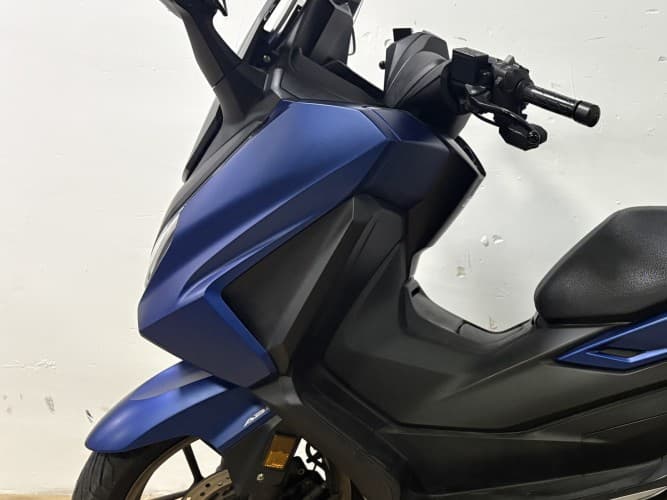 Comprar HONDA FORZA 350 2023 de segunda mano HONDA FORZA 350 2023 de segunda mano