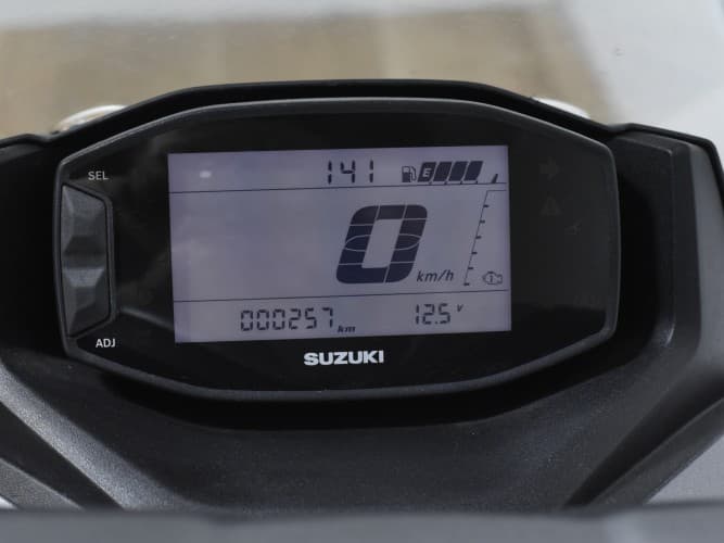 Comprar SUZUKI BURGMAN 125 2023 de segunda mano SUZUKI BURGMAN 125 2023 de segunda mano