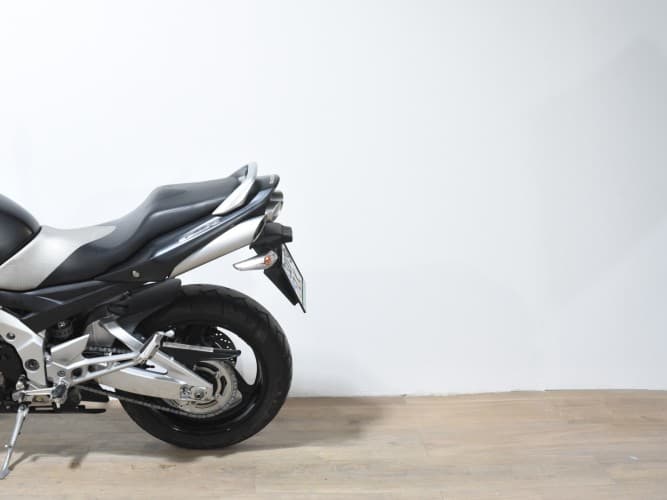 Comprar SUZUKI GSR 600 2007 de segunda mano SUZUKI GSR 600 2007 de segunda mano