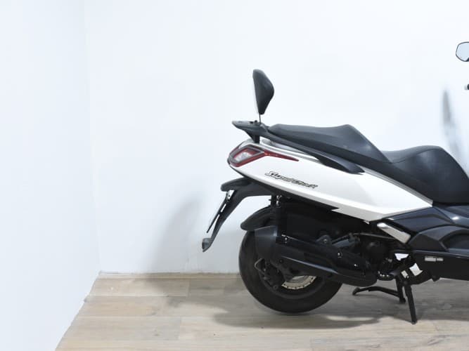 KYMCO SUPER DINK 125 2022 de segunda mano