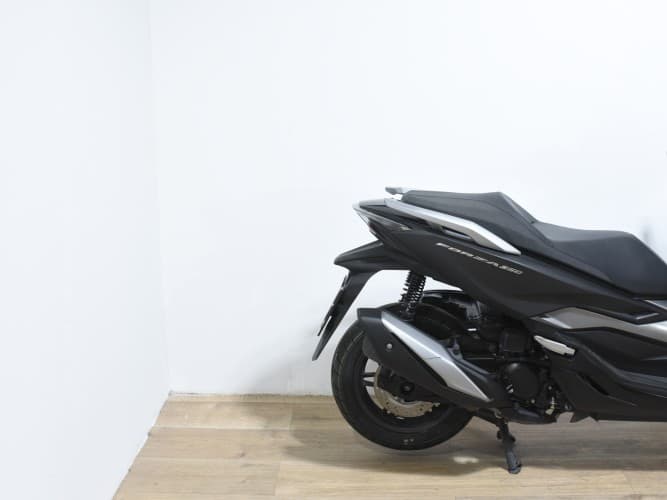 Comprar HONDA FORZA 350 2021 de segunda mano HONDA FORZA 350 2021 de segunda mano