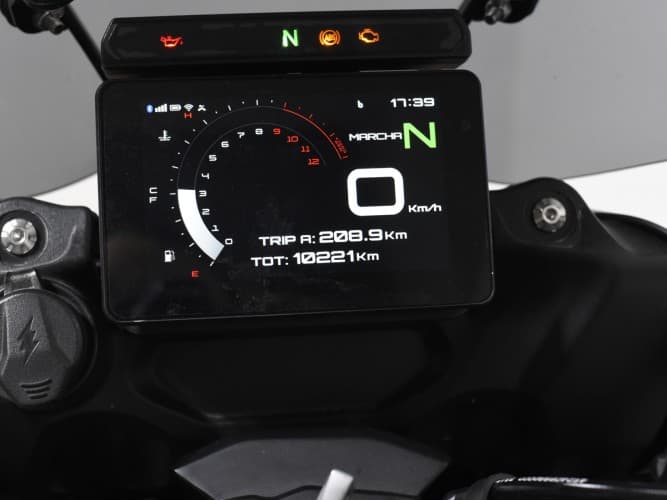 Comprar BENELLI TRK 702 X 2024 de segunda mano BENELLI TRK 702 X 2024 de segunda mano