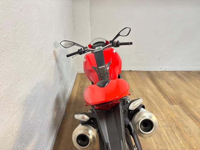 Comprar DUCATI MONSTER 696 (A) 2010 de segunda mano DUCATI MONSTER 696 (A) 2010 de segunda mano