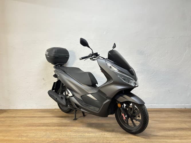 HONDA PCX 125 2020 de segunda mano