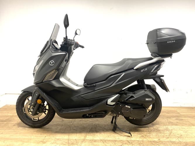 VOGE SR1 2024 de segunda mano