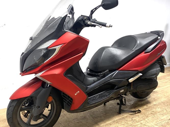 KYMCO SUPER DINK 125 2022 de segunda mano