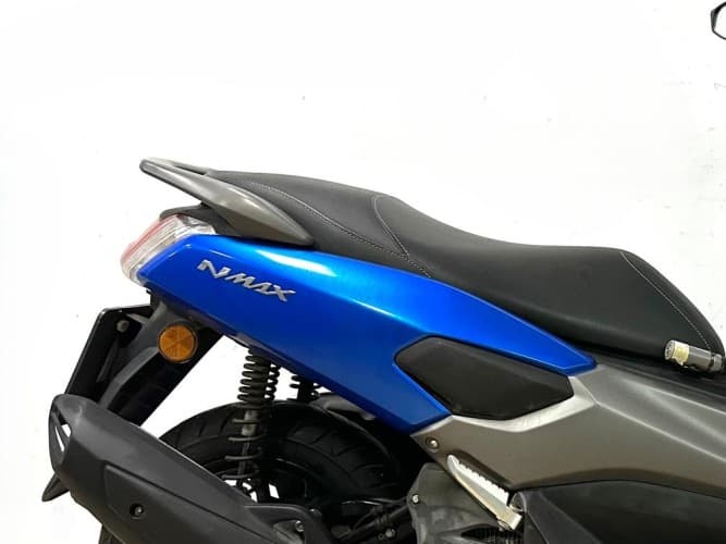 YAMAHA NMAX 125 2019 de segunda mano