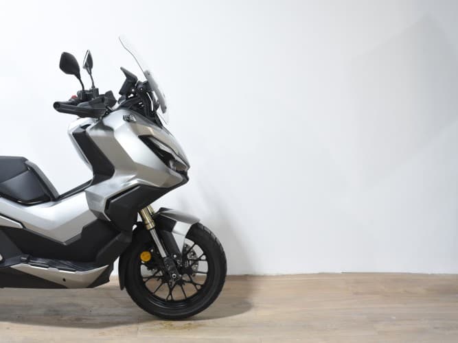 HONDA ADV 350 2023 de segunda mano