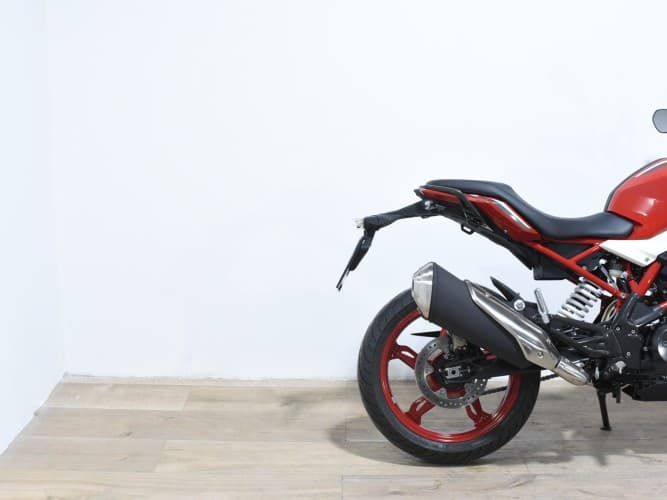 BMW G 310 R (IVA DEDUCIBLE) 2024 de segunda mano