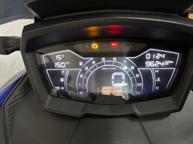 APRILIA SR GT 125 2024 de segunda mano