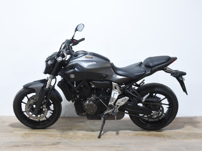 YAMAHA MT-07 (A) 2016 de segunda mano