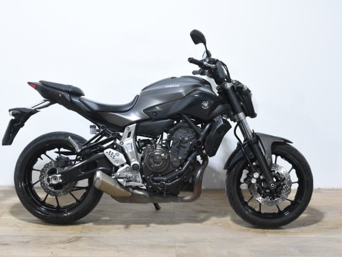 YAMAHA MT-07 (A) 2016 de segunda mano