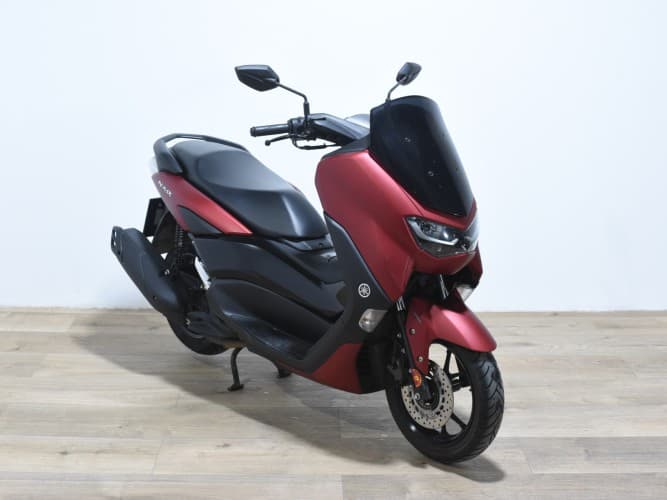 YAMAHA NMAX 125 2021 de segunda mano
