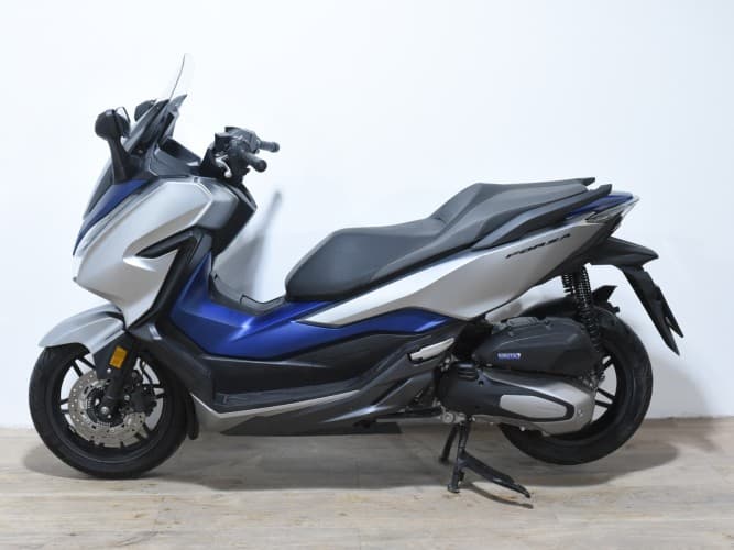 Comprar HONDA FORZA 125 2021 de segunda mano HONDA FORZA 125 2021 de segunda mano