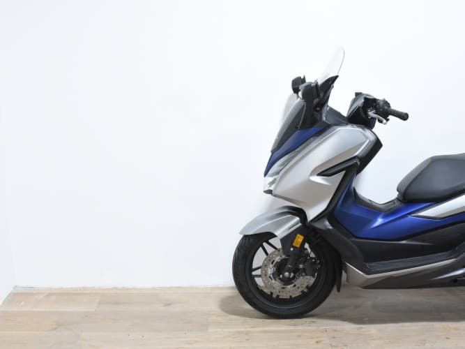 Comprar HONDA FORZA 125 2021 de segunda mano HONDA FORZA 125 2021 de segunda mano