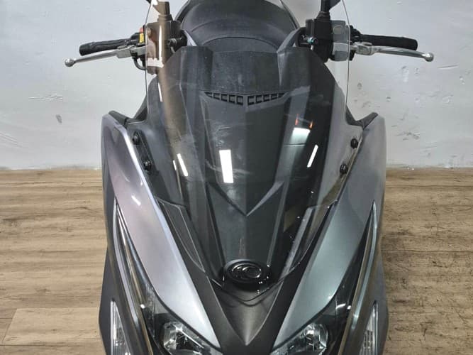 Comprar KYMCO GRAND DINK 300 2020 de segunda mano KYMCO GRAND DINK 300 2020 de segunda mano