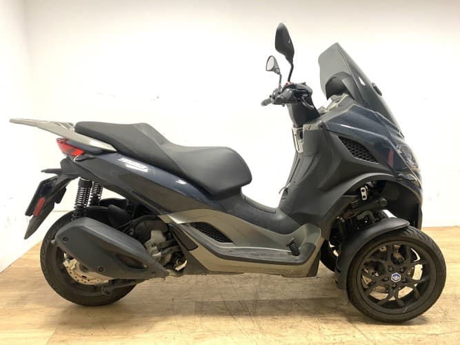 PIAGGIO MP3 310 HPE 2025 de segunda mano