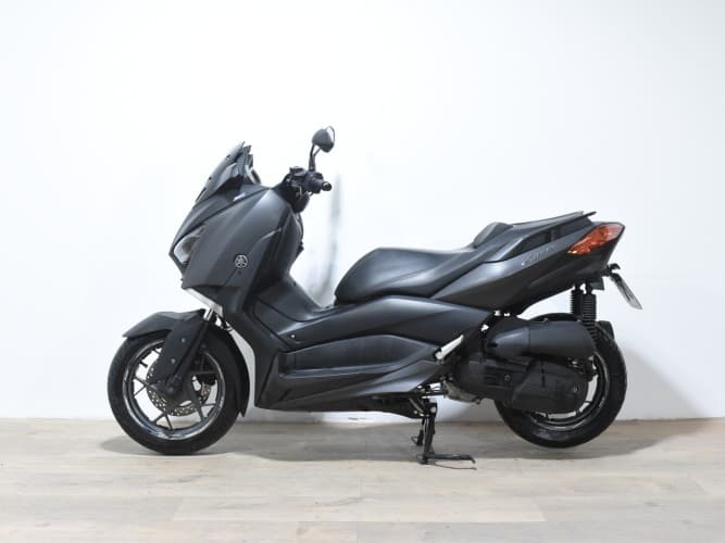 YAMAHA XMAX 125 2020 de segunda mano