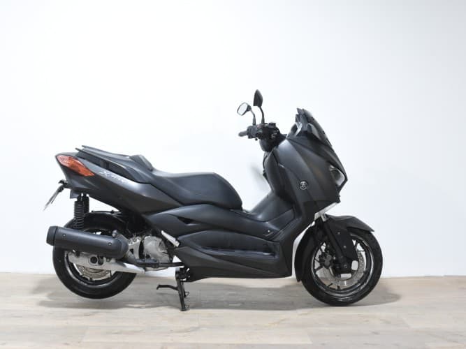 YAMAHA XMAX 125 2020 de segunda mano