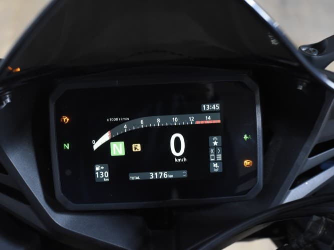 Comprar HONDA CBR 650 R (A2) 2024 de segunda mano HONDA CBR 650 R (A2) 2024 de segunda mano