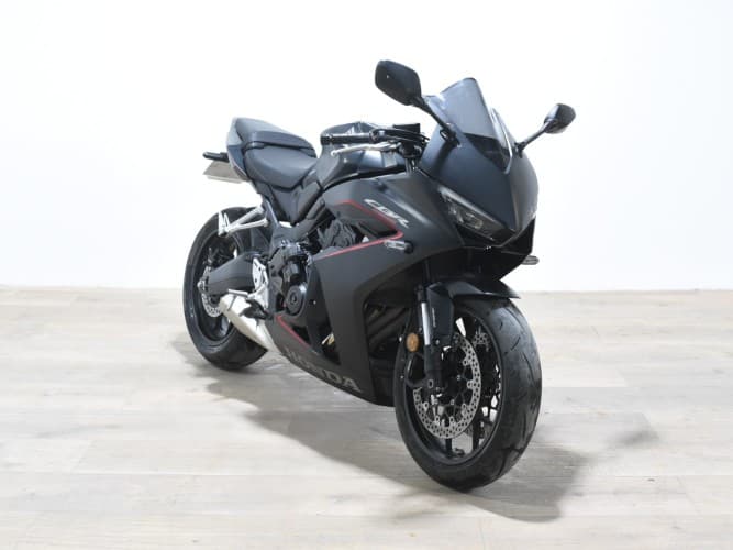 Comprar HONDA CBR 650 R (A2) 2024 de segunda mano HONDA CBR 650 R (A2) 2024 de segunda mano
