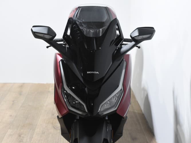 HONDA FORZA 125 2023 de segunda mano