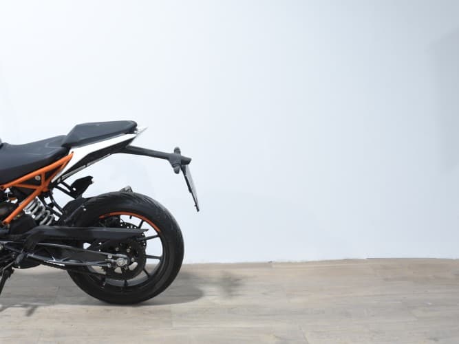 KTM DUKE 125 2020 de segunda mano