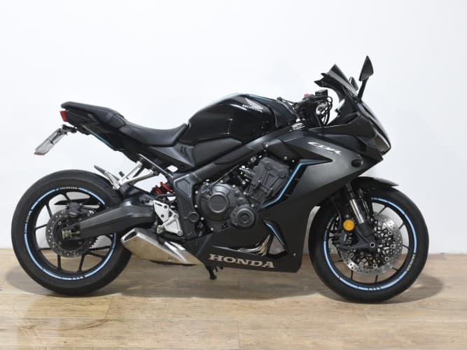 Comprar HONDA CBR 650 R A2 2023 de segunda mano HONDA CBR 650 R A2 2023 de segunda mano