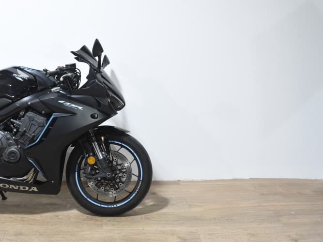 Comprar HONDA CBR 650 R A2 2023 de segunda mano HONDA CBR 650 R A2 2023 de segunda mano