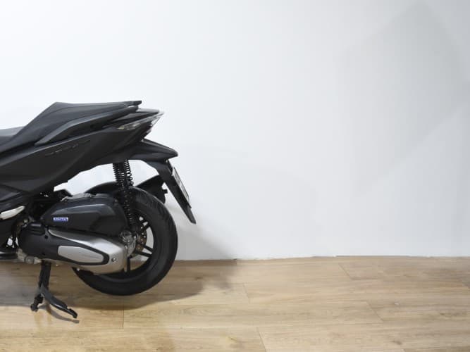 HONDA FORZA 125 2022 de segunda mano