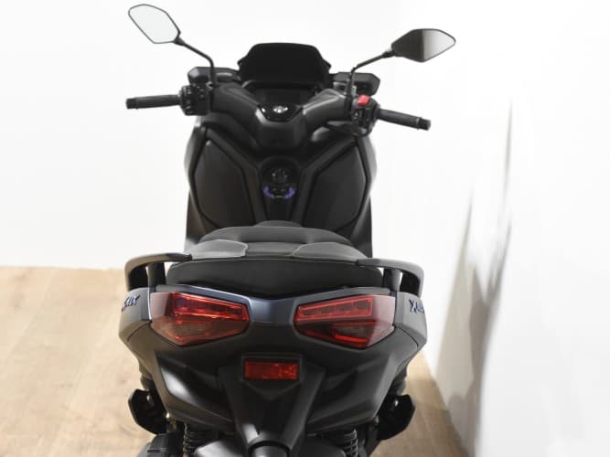 YAMAHA XMAX 125 2023 de segunda mano