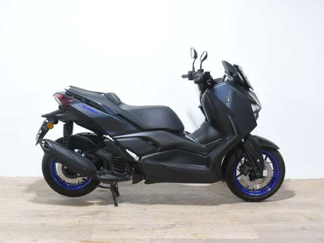 YAMAHA XMAX 125 2023 de segunda mano