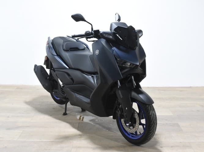 YAMAHA XMAX 125 2023 de segunda mano