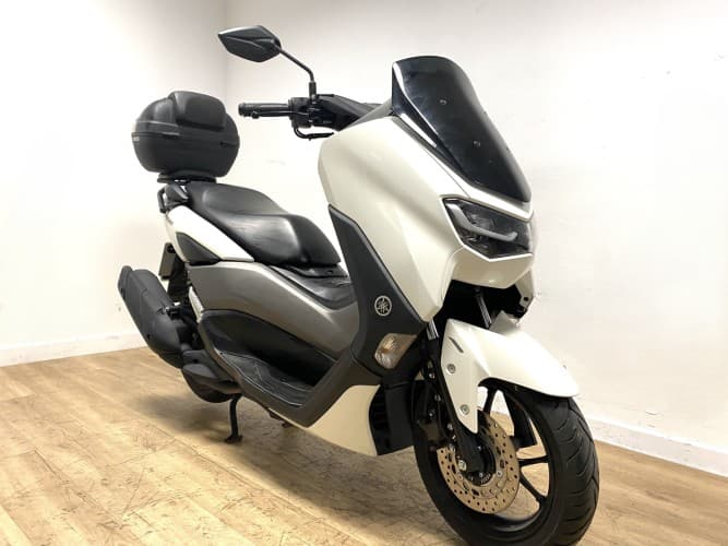 YAMAHA NMAX 125 2024 de segunda mano