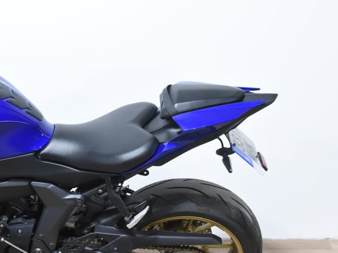 Comprar YAMAHA R7 (A) 2023 de segunda mano YAMAHA R7 (A) 2023 de segunda mano