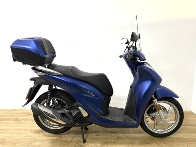 HONDA SH 125 2023 de segunda mano